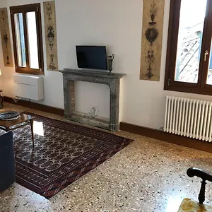 casa-regini-venezia.hotelslidodijesolo.com/