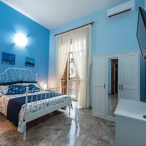 casa-fiorito.hotels-amalfi.com/
